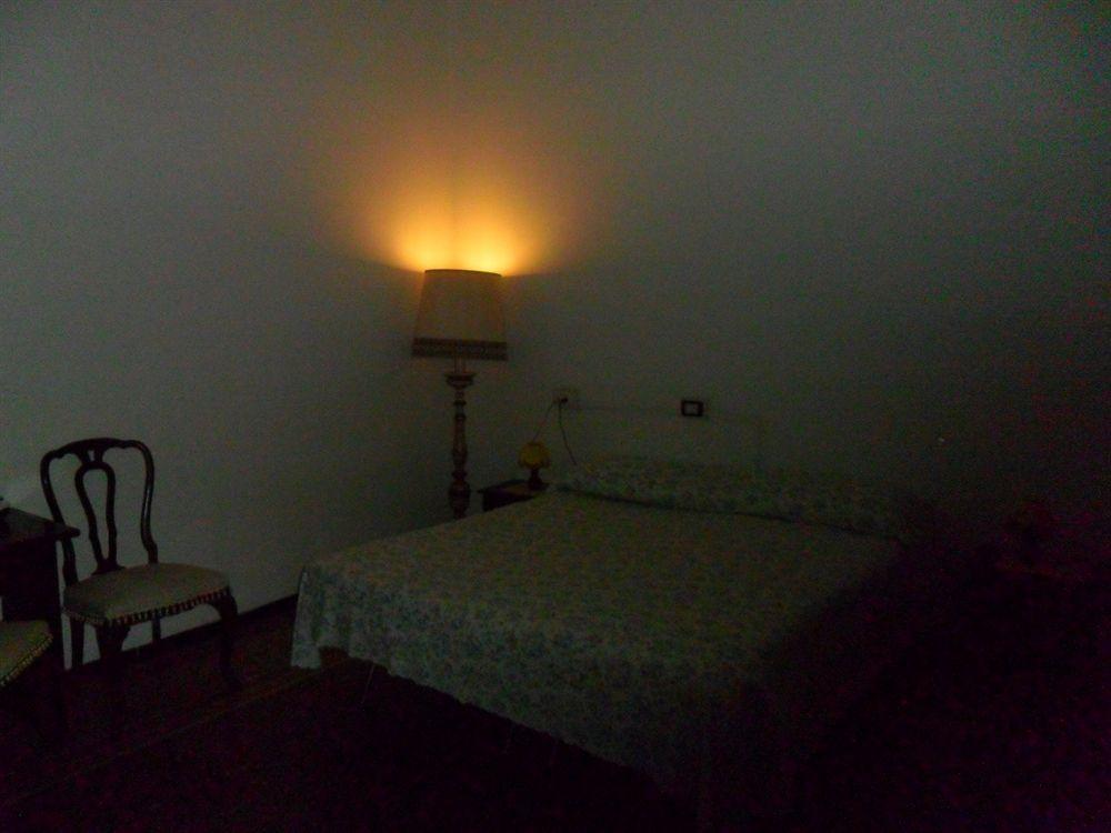 Guesthouse La Briosa Nicole Генуа Екстериор снимка